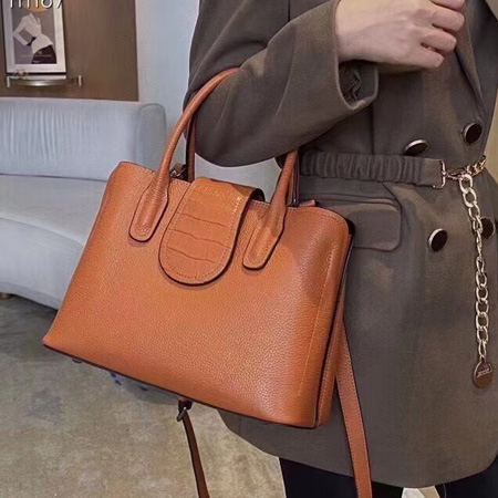 Fashion woman handbag genuine leather 202440
