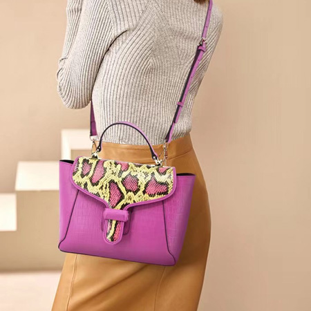 Woman fashion python snake genuine leather shoulder handbag 202513